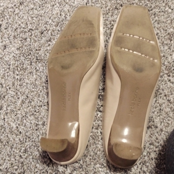 LIZ CLAIBORNE NATURAL CROCCA FABRIC FLEX MID-HEEL SQUARE TOE SIZE 8M MULES/SHOES - Picture 5 of 12